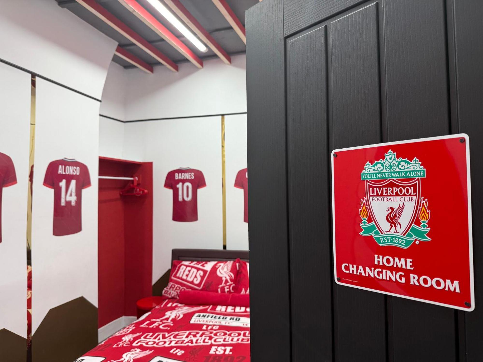Anfield Abode - Entire Lfc Themed House Villa Liverpool Eksteriør billede