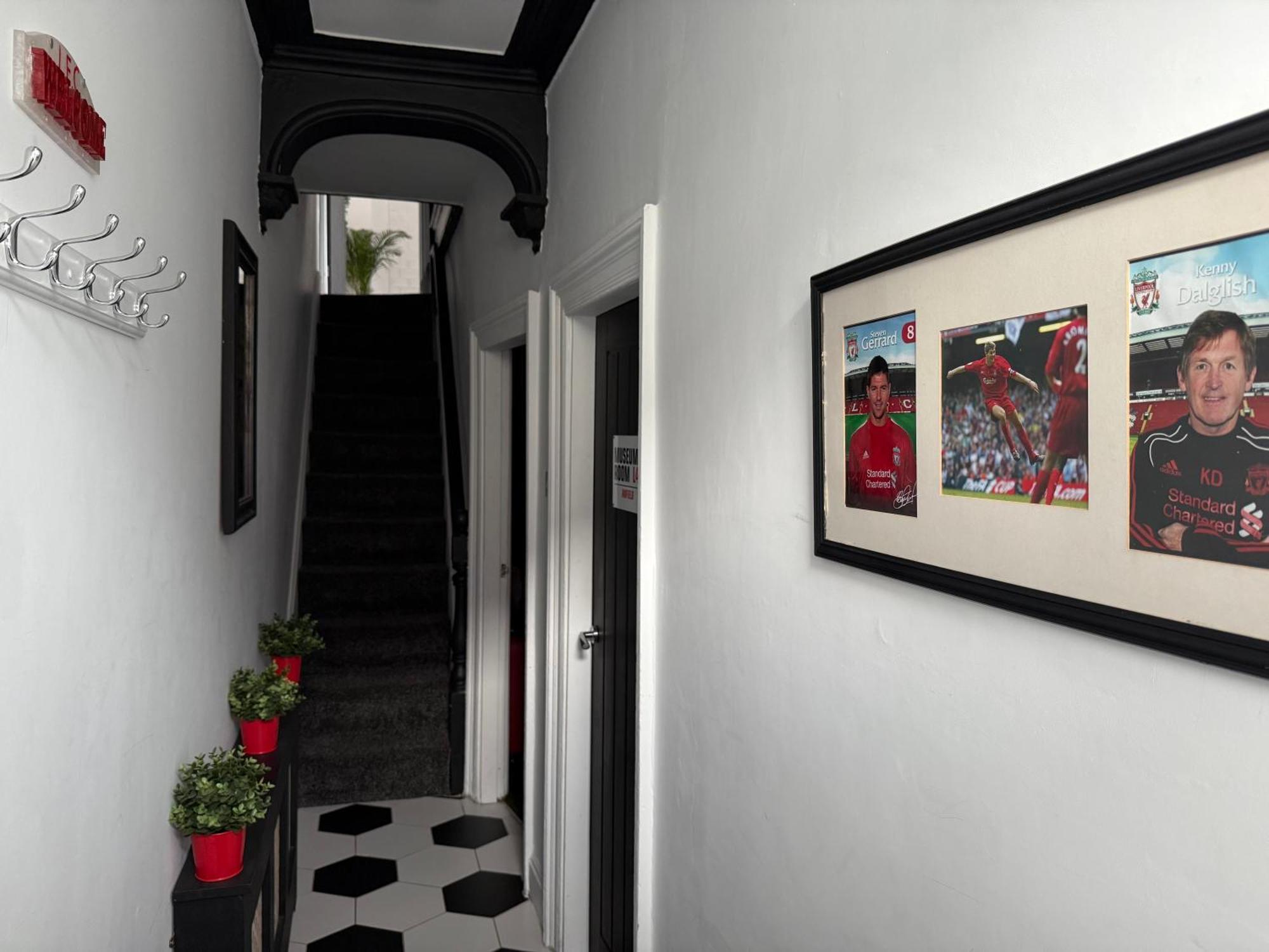 Anfield Abode - Entire Lfc Themed House Villa Liverpool Eksteriør billede